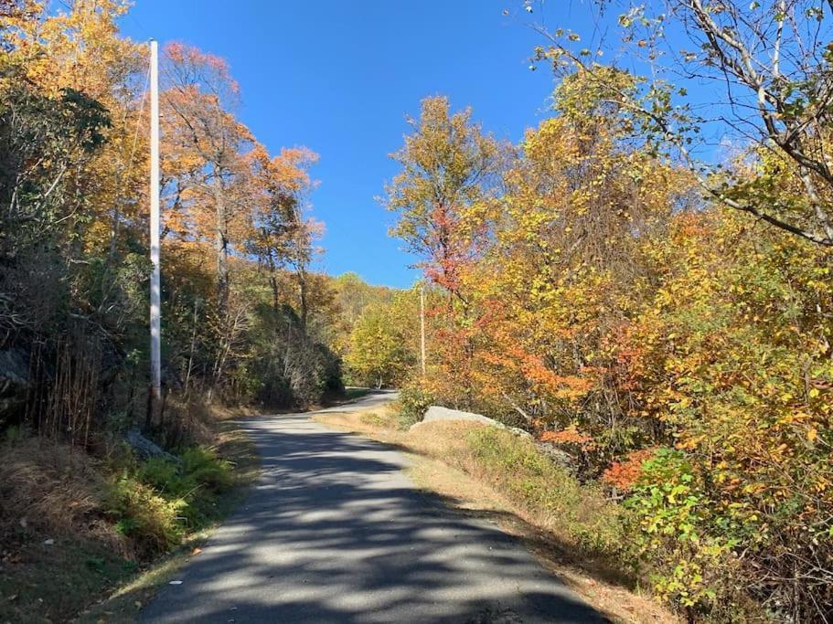 Blue Ridge Parkway Panoramic Paradise-60 Mile View Fancy Gap Eksteriør bilde